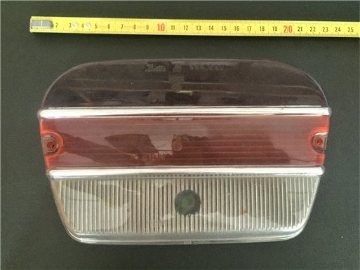FIAT 1500C - PLASTIC Luz traseira direita ou esquerda