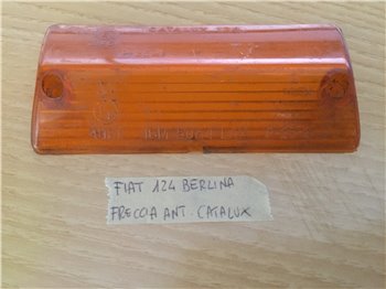 Plastica Fanale Fanalino Freccia Arancio Fiat 124 Berlina SCHEGGIATA - Catalux 124