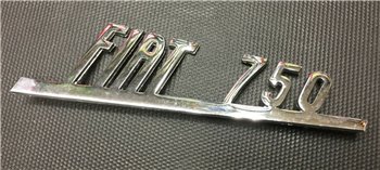 Fiat 750 - Logo Scritta Fregio Posteriore Metallo