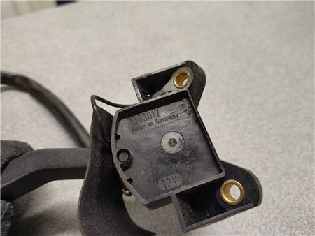 Leva Interruttore Tergicristallo Volvo 740 940 1347929 USATO