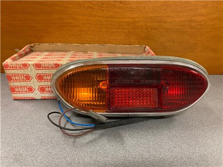 Linkes Rücklicht PEUGEOT 204 1966 - Seima