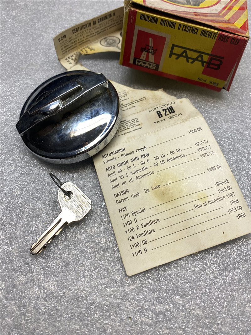 Chromed Fuel Cap with key FIAT 1100 AUTOBIANCHI Primula B218 Chromed Fuel Cap with key FIAT 1100 AUTOBIANCHI Primula B218