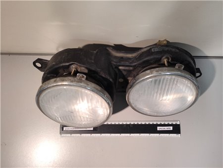 Gruppo Fari Fanali Anteriori Sinistri BMW 5 E12 HELLA 1D3 003 054-031 USATO