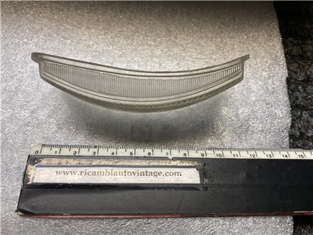 VERRE FEU AVANT POUR SIMCA ARONDE 