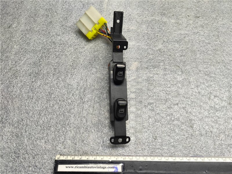 Fensterheberschalter vorne links NISSAN PRIMERA (P10) 1995 - gebraucht