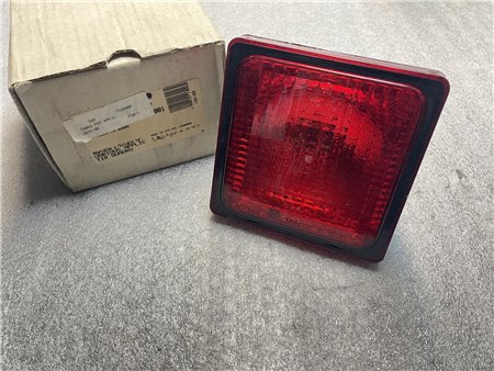 OM IVECO FIAT TIR AUTOCARRO Fanale Quadrato Posteriore Retronebbia Leart 31.001.999