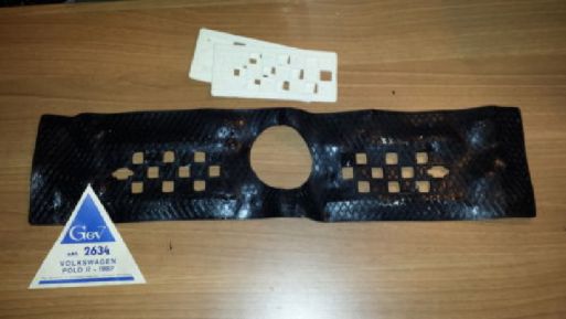 VOLKSWAGEN POLO - MASCHERINA IN GOMMA COPRI RADIATORE