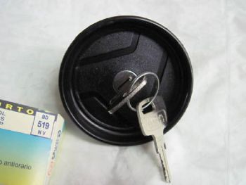 Z519 - TAPPO SERBATOIO CARBURANTE CON CHIAVE