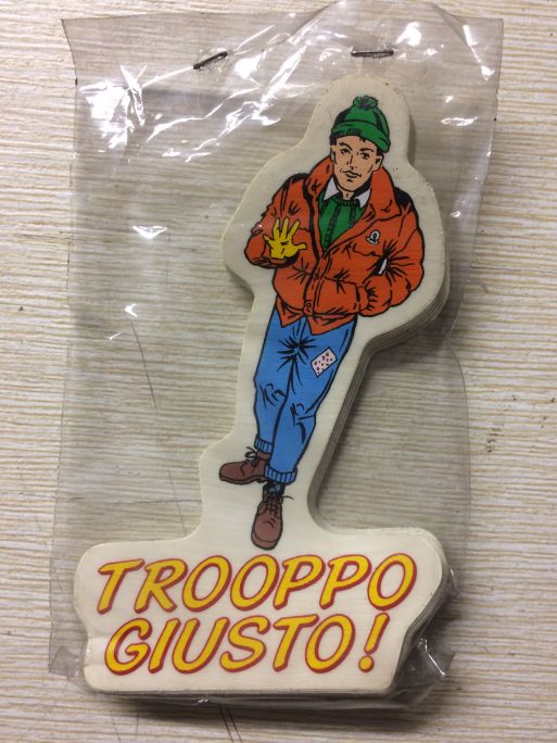 "TROPPO GIUSTO" ADESIVO AUTO ANNI 80 VINTAGE - 7X11 CM