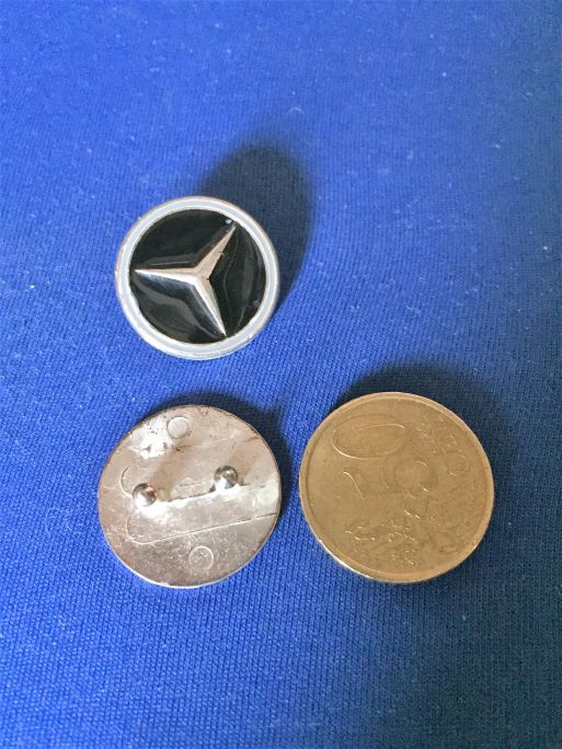 Fregio Logo Stemma Auto Epoca Chiavi Pomello 21 mm Mercedes